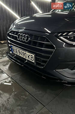 Седан Audi A4 2019 в 