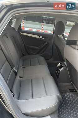 Седан Audi A4 2010 в 