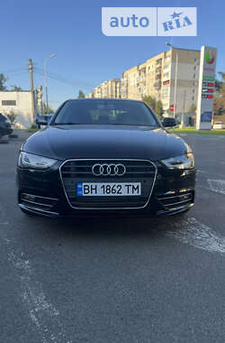 Седан Audi A4 2014 в Одесі