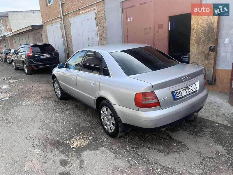 Седан Audi A4 1999 в Тернополе