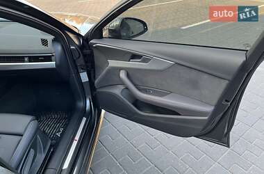 Седан Audi A4 2023 в 
