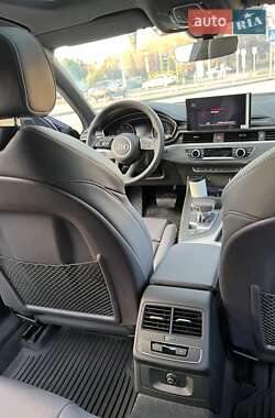 Седан Audi A4 2023 в 