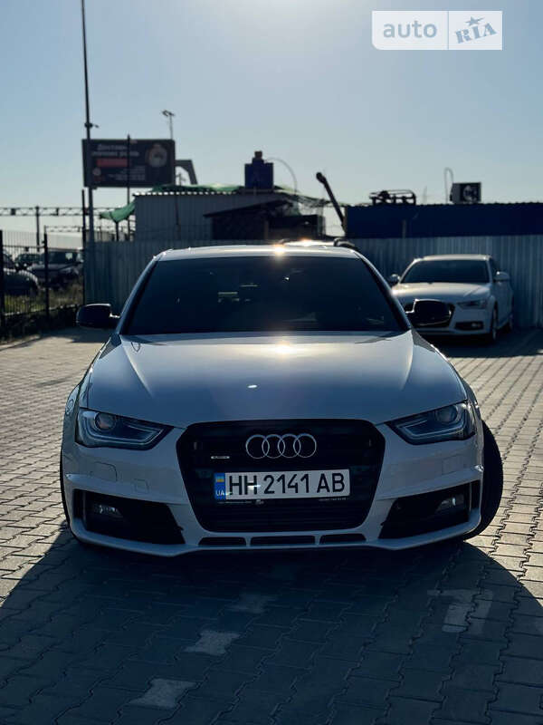 Audi A4 2015