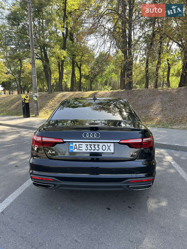 Седан Audi A4 2020 в Днепре