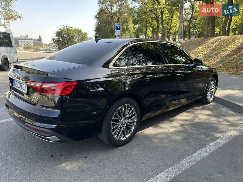 Седан Audi A4 2020 в Днепре