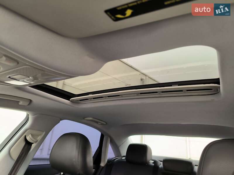 Седан Audi A4 2010 в Києві