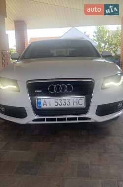 Седан Audi A4 2010 в Макарове