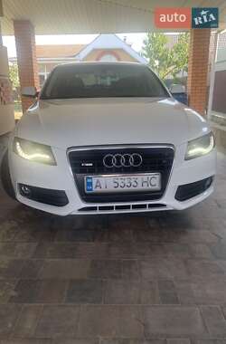 Седан Audi A4 2010 в Макарове