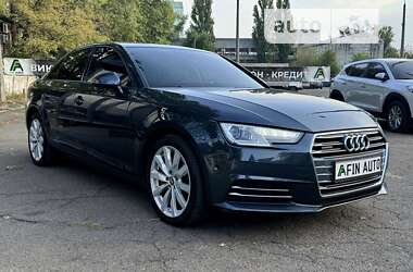 Седан Audi A4 2017 в Києві