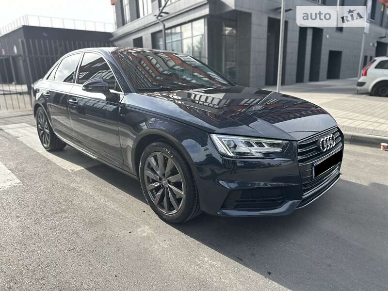 Седан Audi A4 2017 в Києві