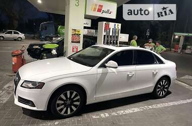 Седан Audi A4 2009 в Дніпрі