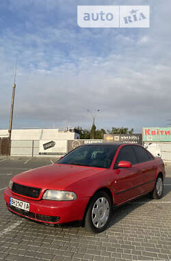 Седан Audi A4 1998 в Одесі