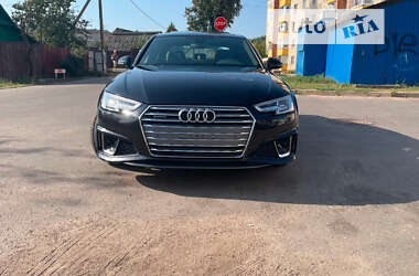 Седан Audi A4 2018 в Львове