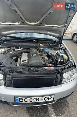 Седан Audi A4 2002 в 