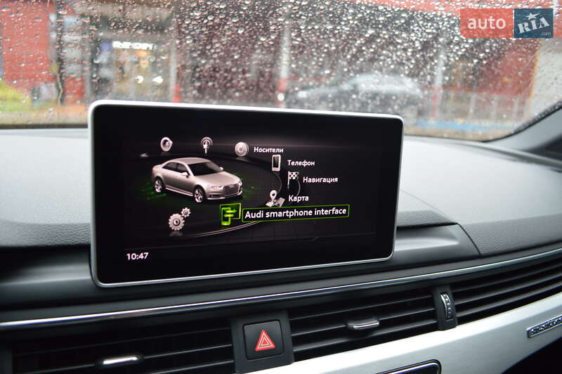 Седан Audi A4 2016 в Львове