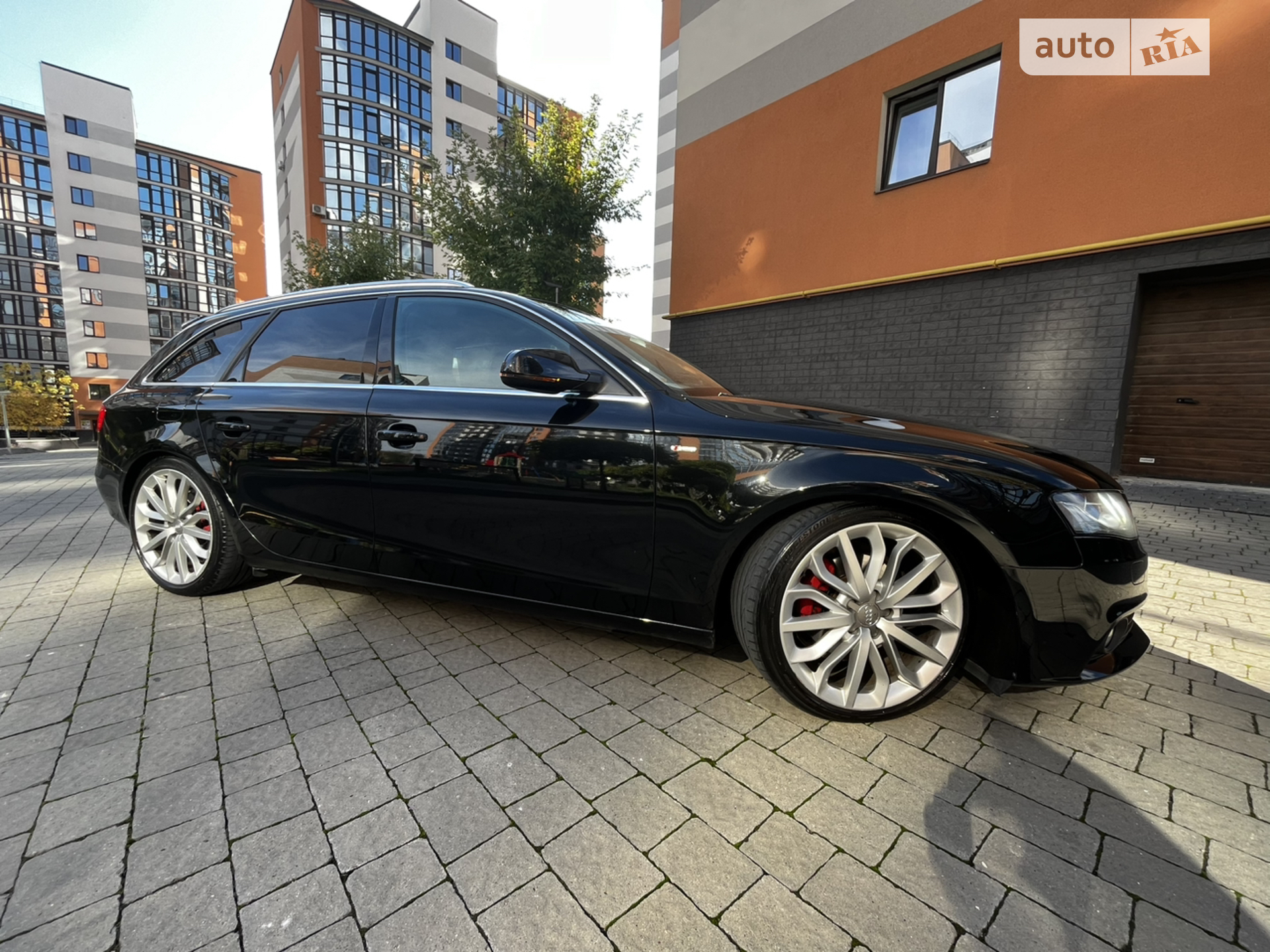 2010 Audi A4 - мініатюра 12