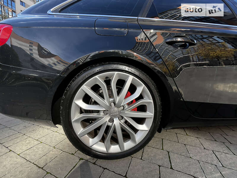 Универсал Audi A4 2010 в Ивано-Франковске