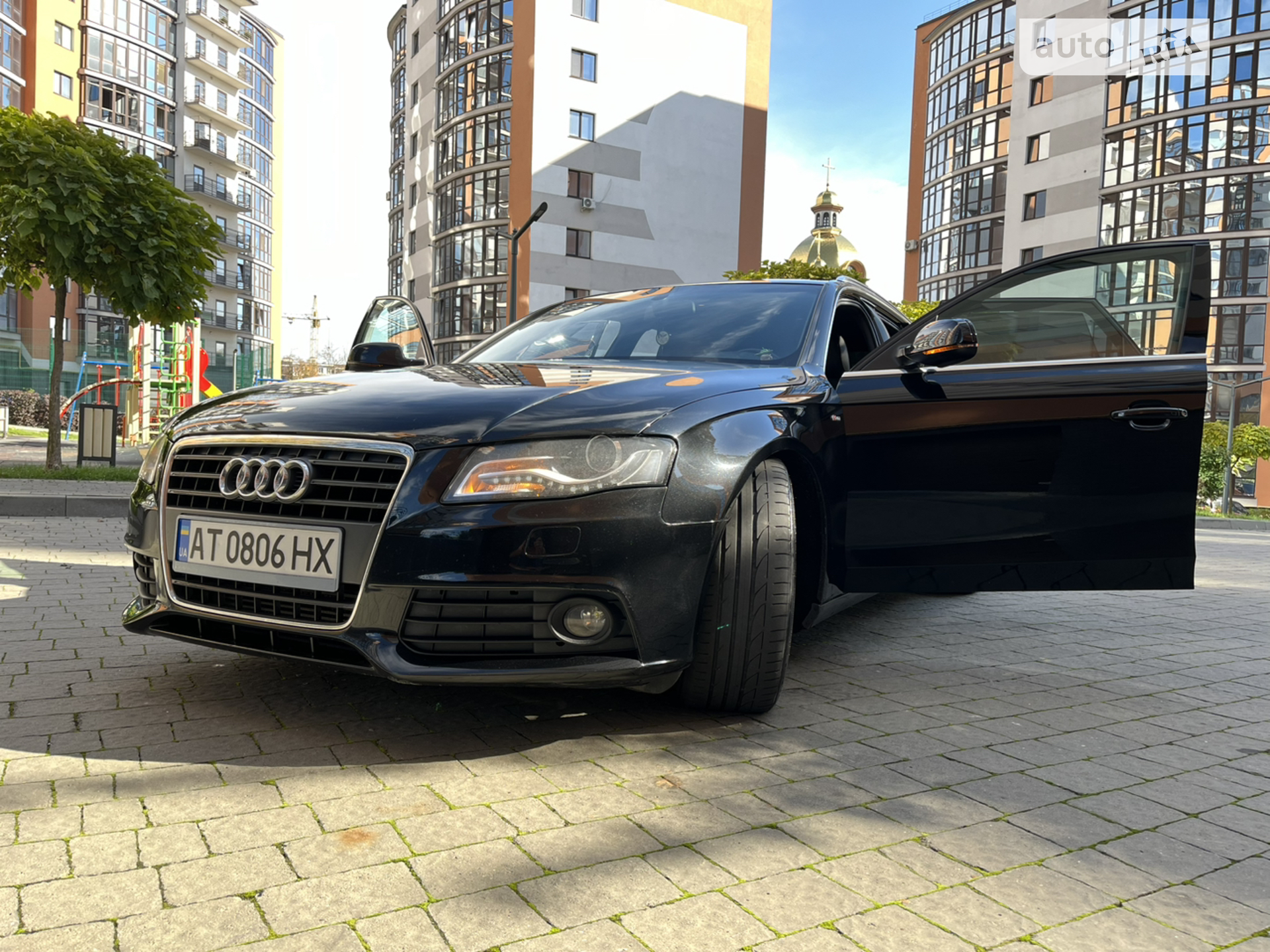 2010 Audi A4 - мініатюра 22