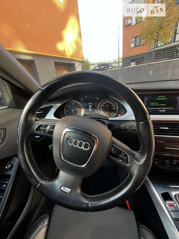 Универсал Audi A4 2010 в Ивано-Франковске