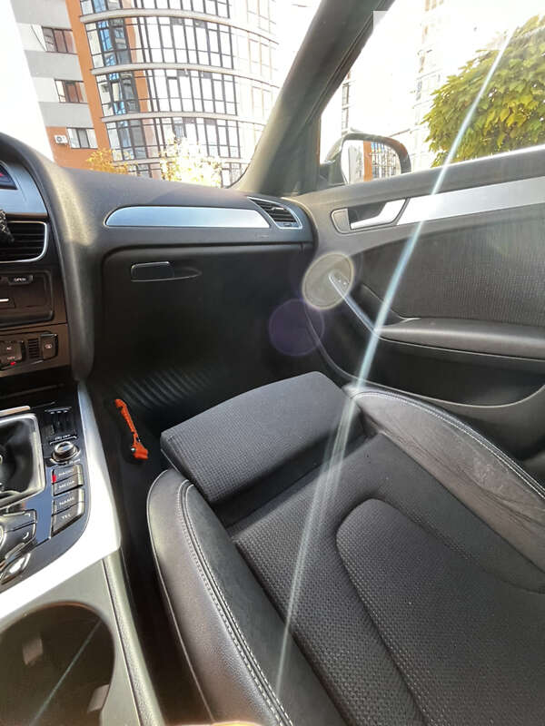 Универсал Audi A4 2010 в Ивано-Франковске