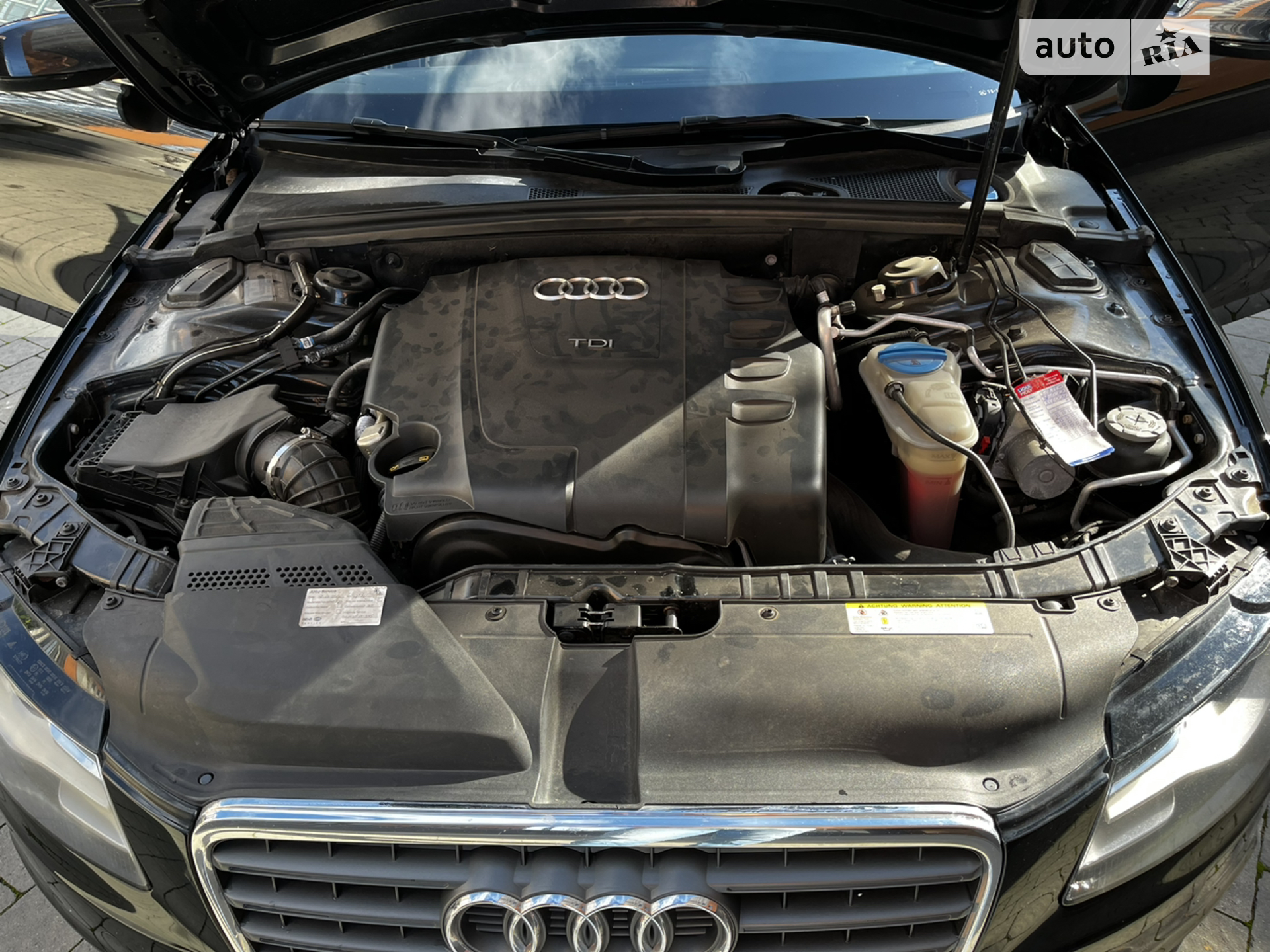 2010 Audi A4 - мініатюра 81