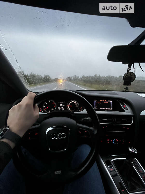 Универсал Audi A4 2010 в Ивано-Франковске