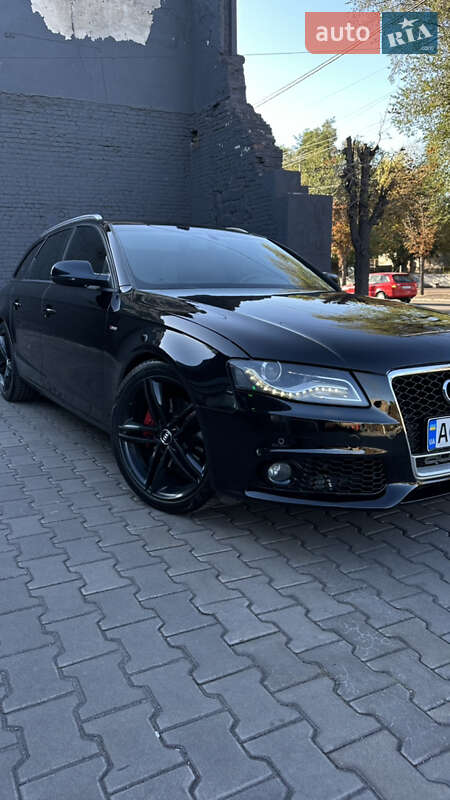 Универсал Audi A4 2010 в Каменском