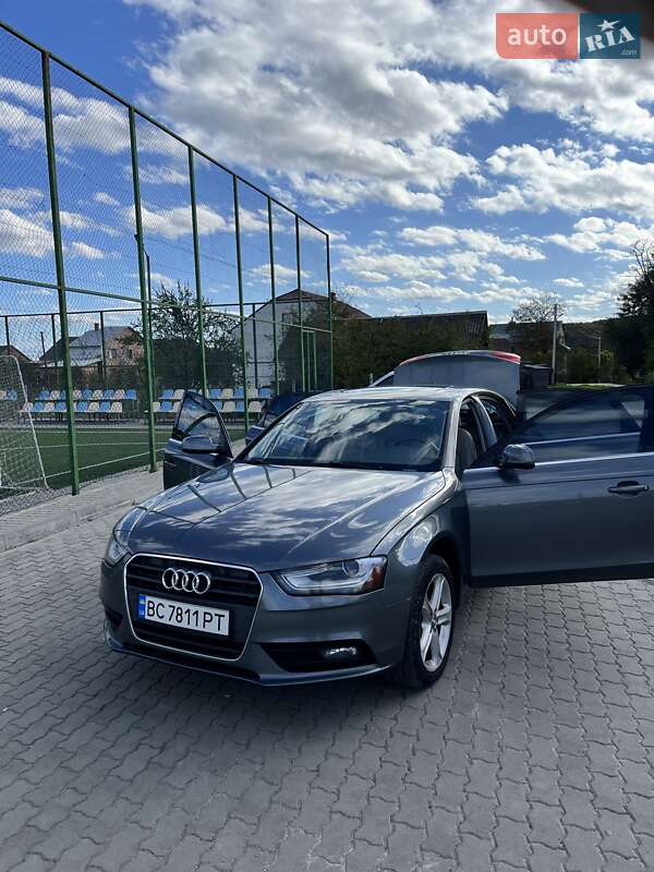 Audi A4 2012