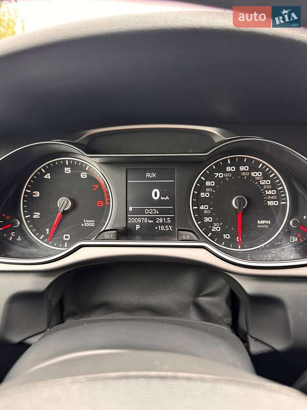Седан Audi A4 2013 в Александрие