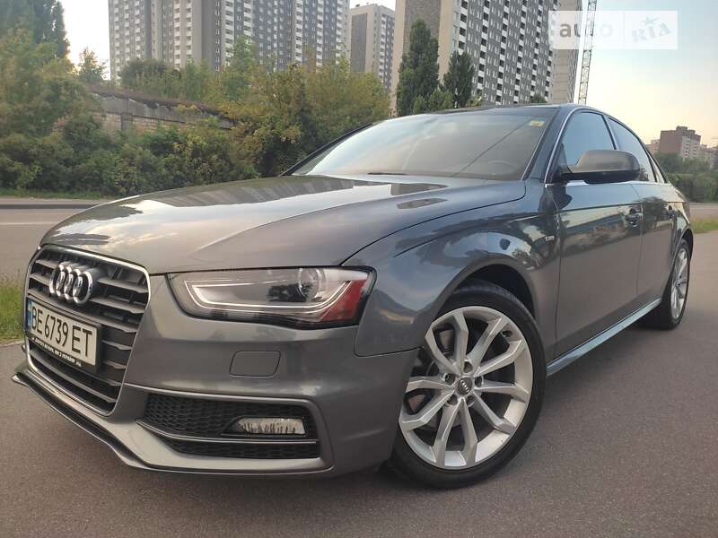 Седан Audi A4 2014 в Киеве