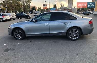 Седан Audi A4 2010 в Вишгороді