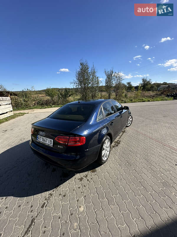 Седан Audi A4 2011 в Калуші