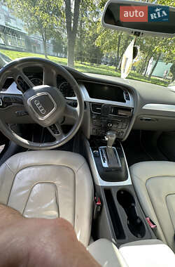 Седан Audi A4 2011 в Калуше