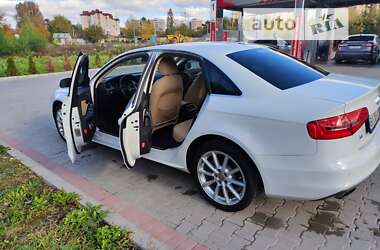 Седан Audi A4 2014 в Тернополі