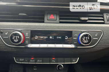 Седан Audi A4 2020 в 
