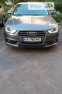 Седан Audi A4 2012 в Киеве