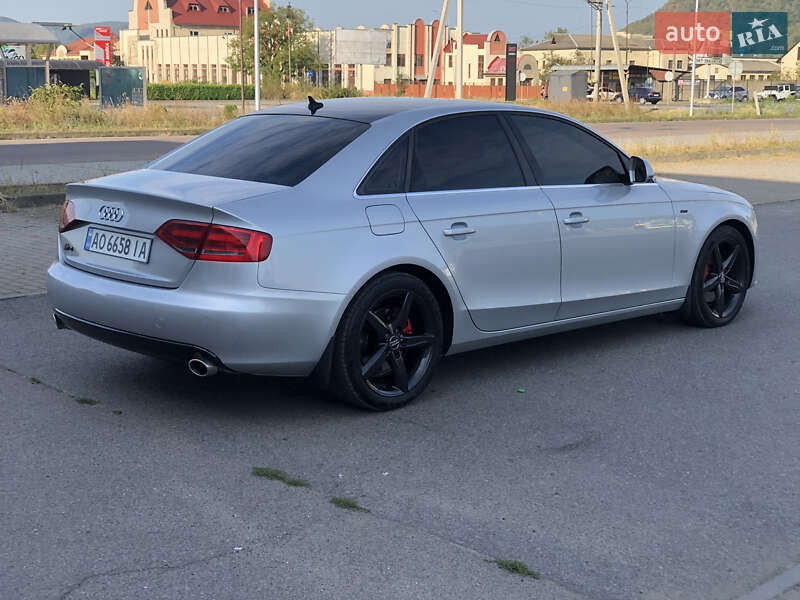 Седан Audi A4 2008 в Хусте