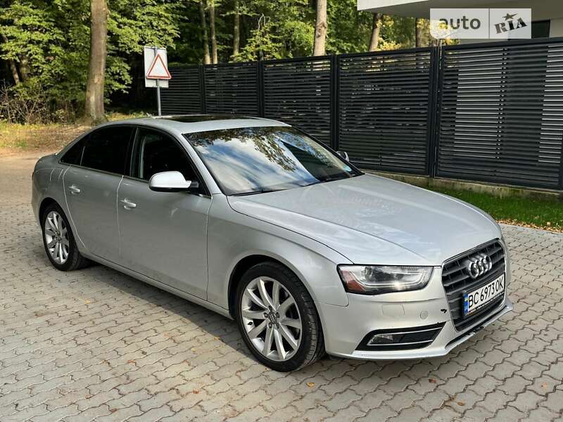 Седан Audi A4 2013 в Брюховичах