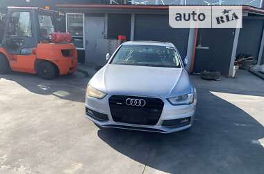 Седан Audi A4 2014 в Львове