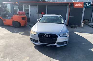 Седан Audi A4 2014 в Львове