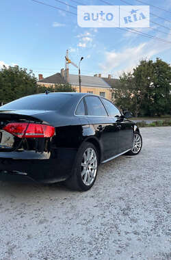 Седан Audi A4 2012 в Каменец-Подольском