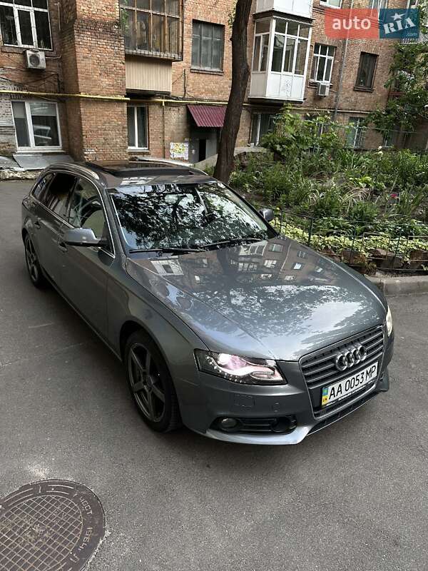 Универсал Audi A4 2011 в Киеве