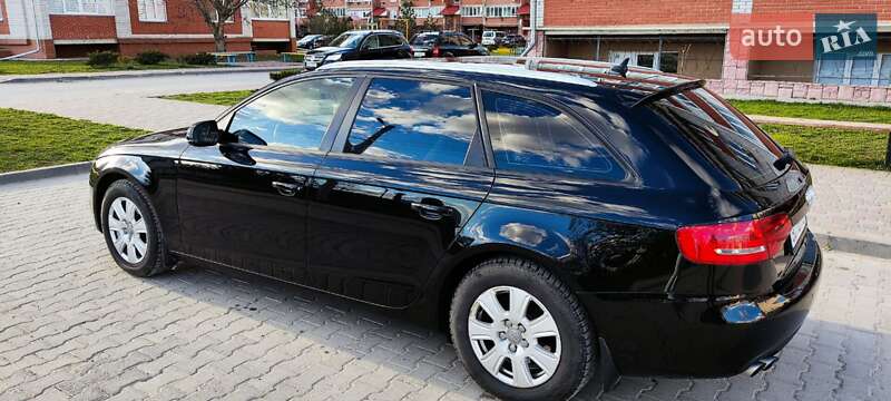 Універсал Audi A4 2010 в Чорткові