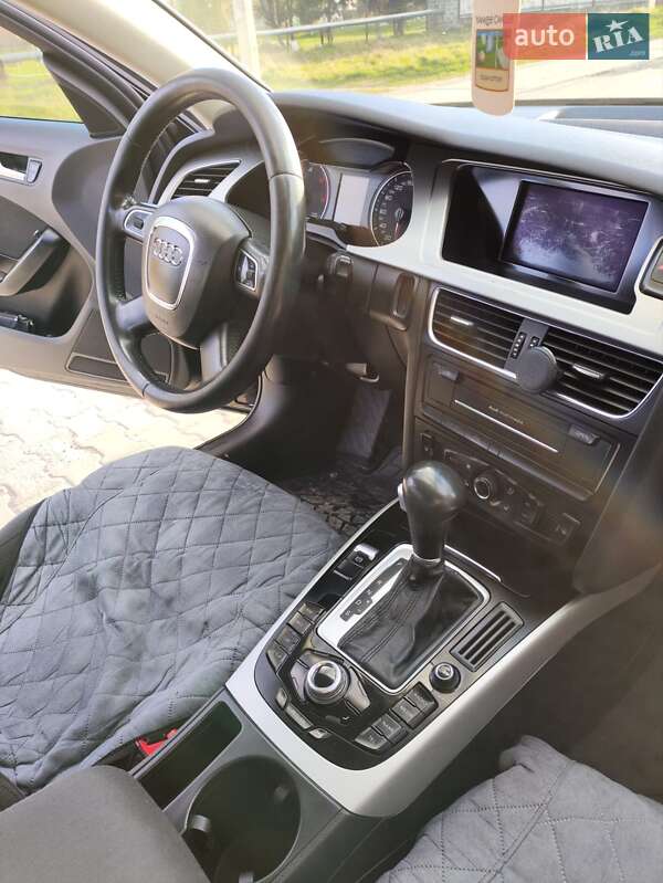 Універсал Audi A4 2010 в Чорткові