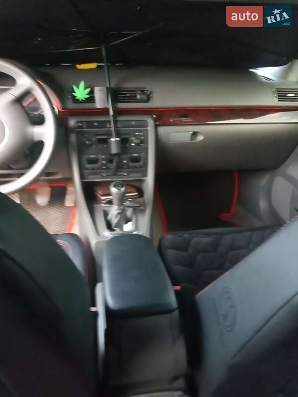Универсал Audi A4 2002 в Умани