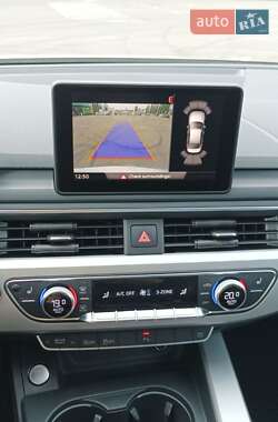 Седан Audi A4 2019 в 