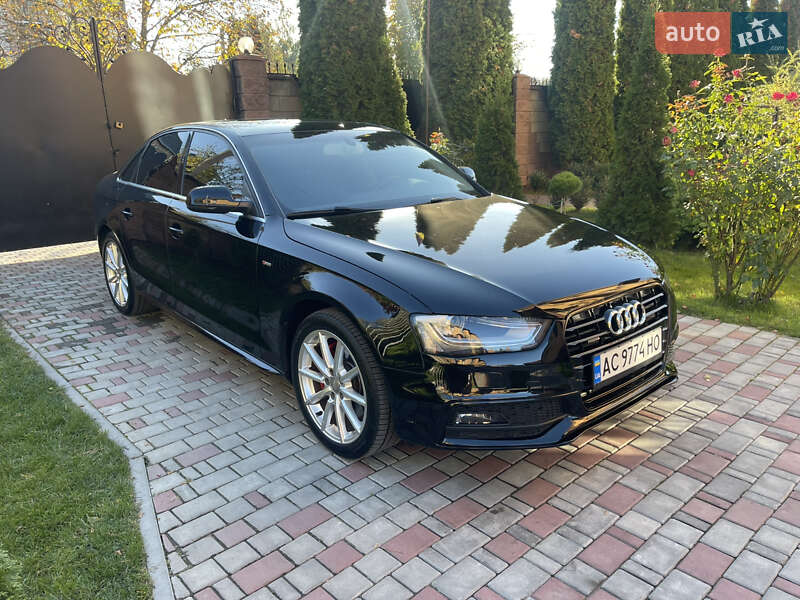 Audi A4 2014