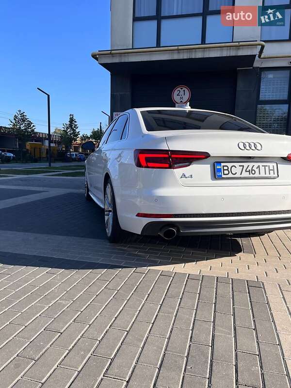 Седан Audi A4 2017 в Львове