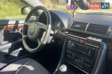 Седан Audi A4 2002 в 