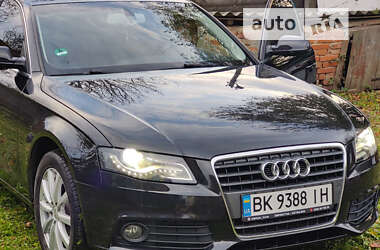 Універсал Audi A4 2012 в Рівному